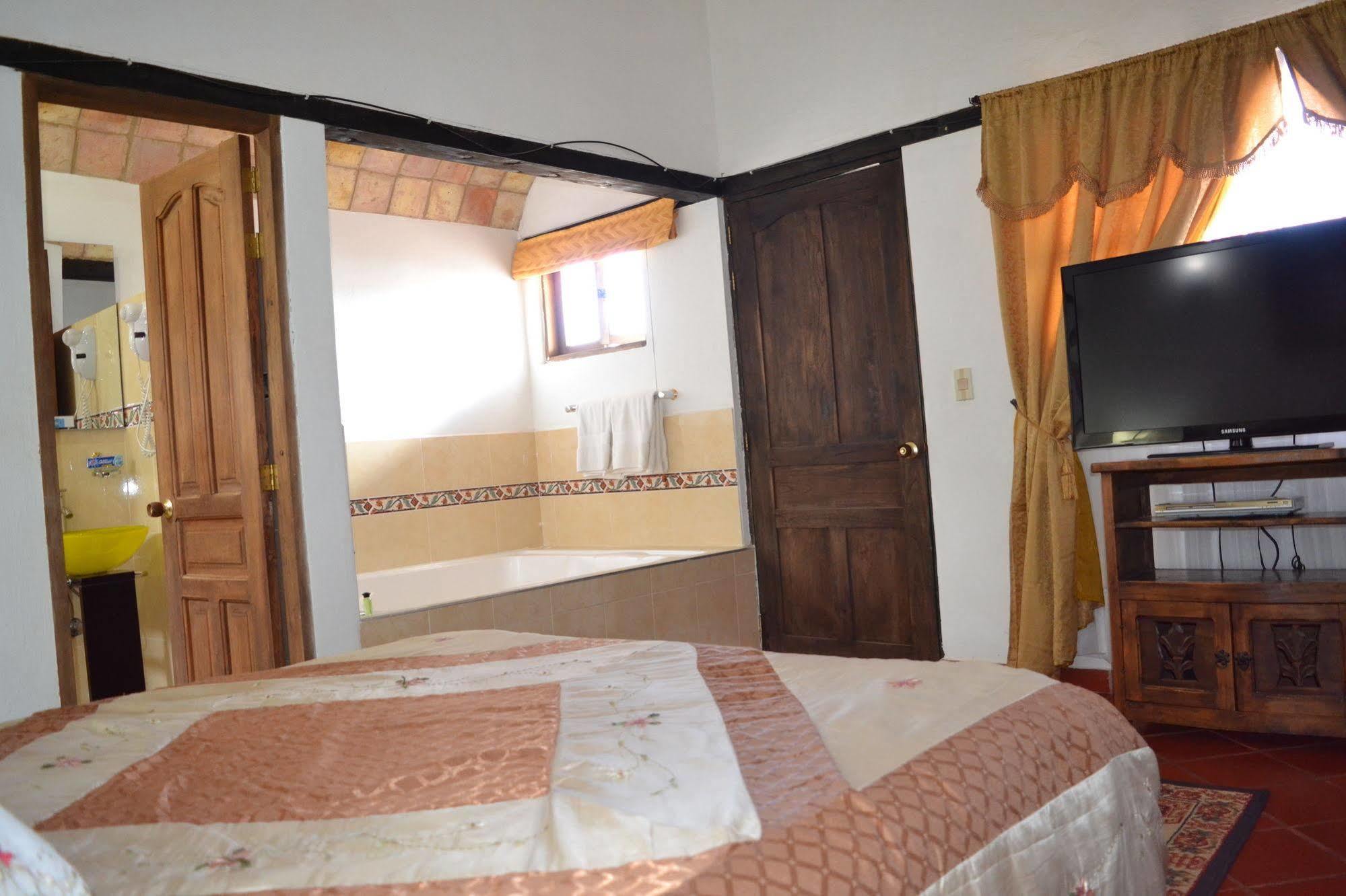 Hotel Bahia Olivo Boutique & Spa 莱瓦镇 外观 照片